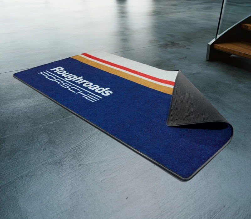 Picture of Garage Mat 'Roughroads' - Large