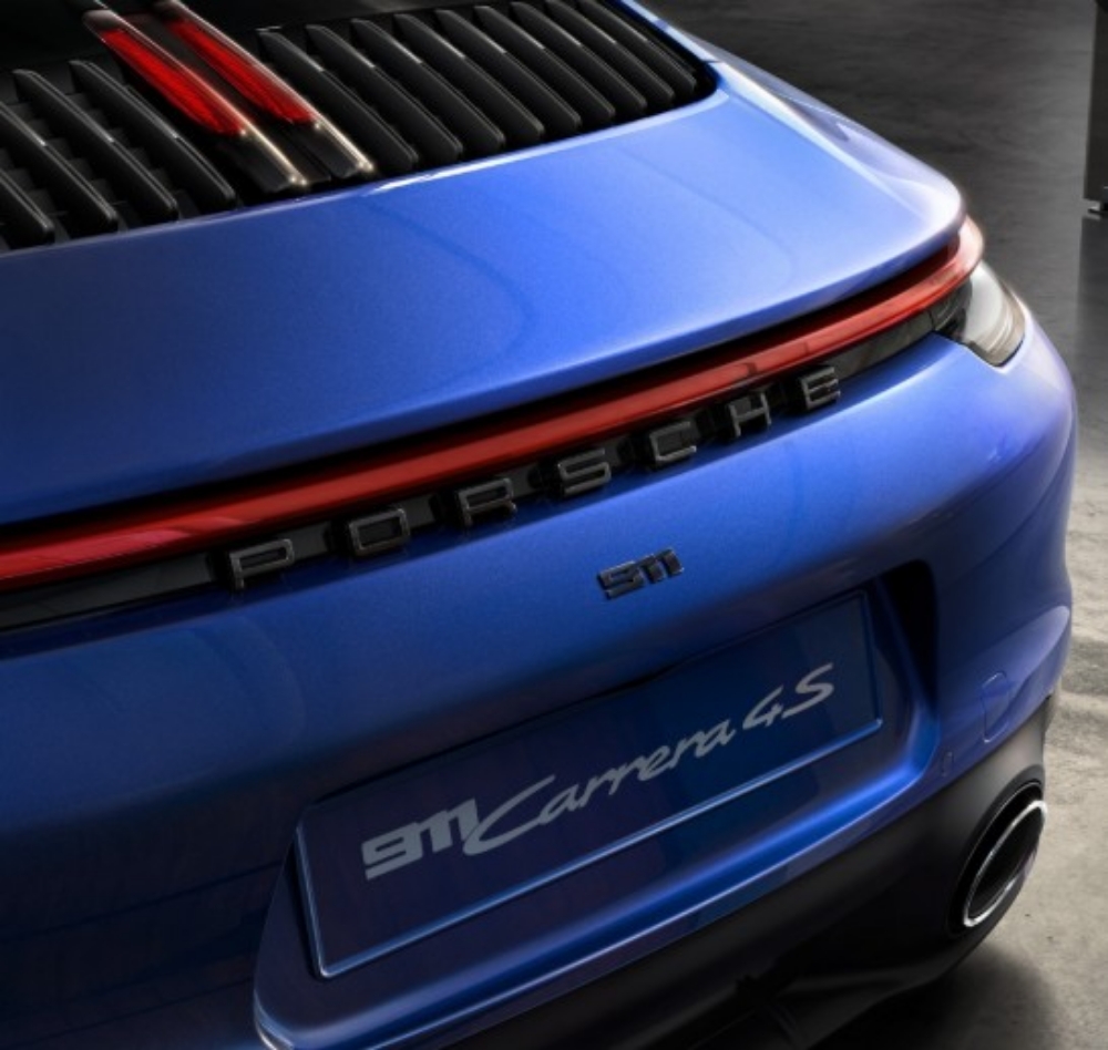 Picture of Gloss Black 911 Badge for Rear (992)