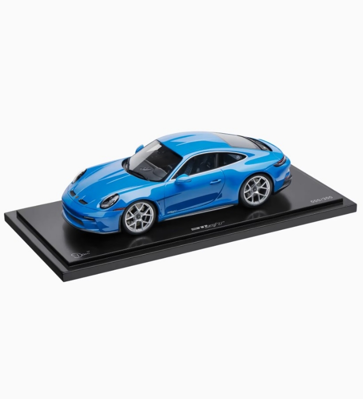 Picture of Porsche 911 S/T (992) Sonderwunsch (Special Request) 1:18 – Limited Edition